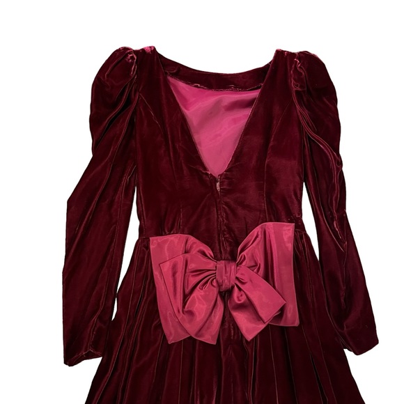 Vintage ILGWU 1980's Wine Velvet Bow V Back Party Dress Union Made Women's Sz 6 - Picture 7 of 16
